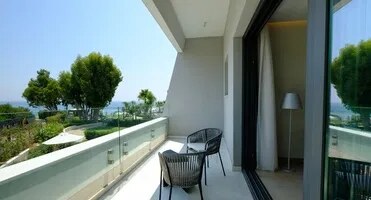 Parklane seafront villa
